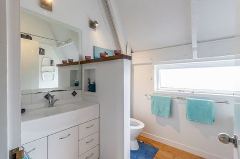 Photo of property in 74 Cypress Drive, Maungaraki, Lower Hutt, 5010