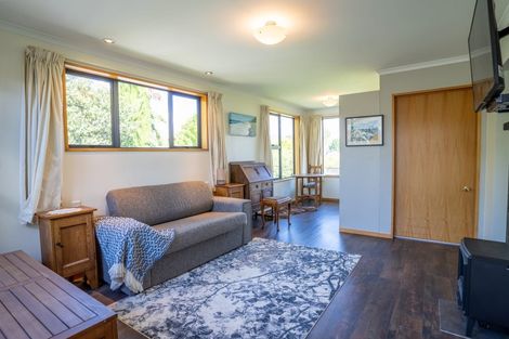 Photo of property in 4 Pisa Moorings Road, Mount Pisa, Cromwell, 9383