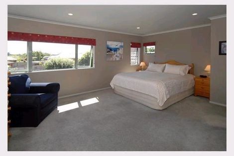 Photo of property in 11 Dallinger Street, St Andrews, Hamilton, 3200