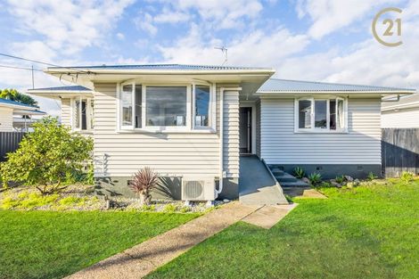 Photo of property in 1/35 Hill Crescent, Papakura, 2110