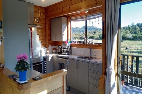 Photo of property in 44 Maori Creek Road, Marsden, Greymouth, 7872