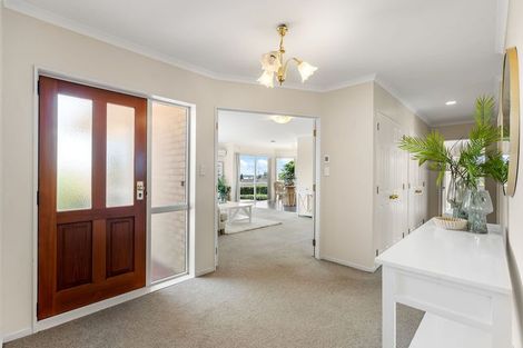 Photo of property in 27 Oteki Park Drive, Welcome Bay, Tauranga, 3112