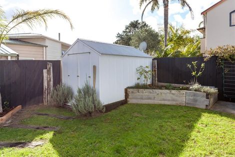 Photo of property in 144a Kiwi Road, Whangamata, 3620