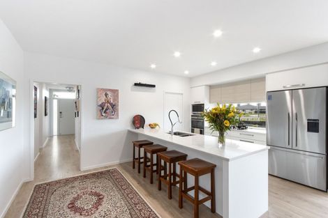 Photo of property in 17 Hurunui Drive, Te Awa, Napier, 4110