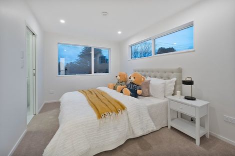 Photo of property in 80b Matipo Road, Te Atatu Peninsula, Auckland, 0610