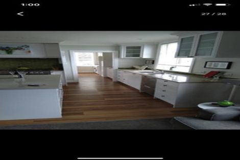 Photo of property in 32a Esther Street, Martinborough, 5711