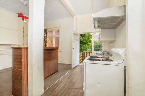 Photo of property in 372 South Road, Caversham, Dunedin, 9012