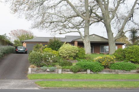 Photo of property in 85 Grande Vue Road, Hillpark, Auckland, 2102