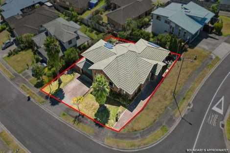 Photo of property in 13 Zeus Avenue, Henderson, Auckland, 0612