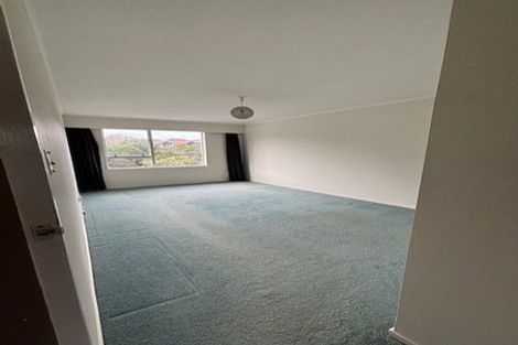Photo of property in 2 Halyard Place, Whitby, Porirua, 5024