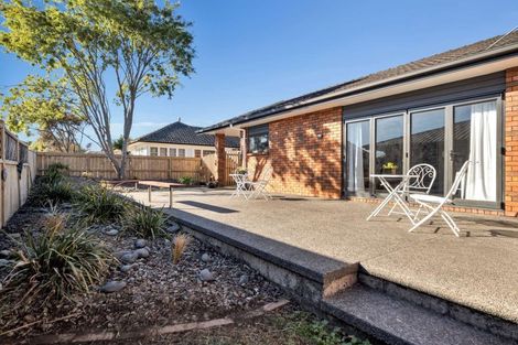 Photo of property in 100 Shakespeare Street, Leamington, Cambridge, 3432