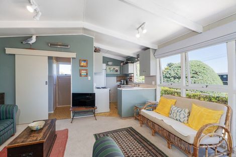 Photo of property in 14 Endeavour Place, Cooks Beach, Whitianga, 3591