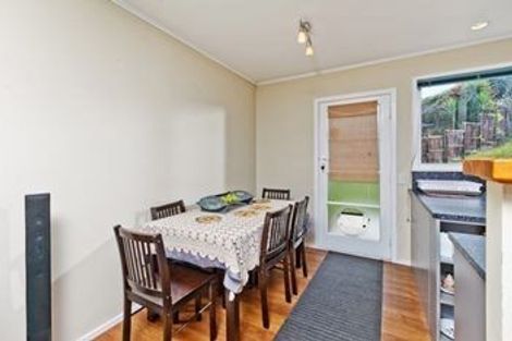 Photo of property in 16a Normanton Street, Glenfield, Auckland, 0629