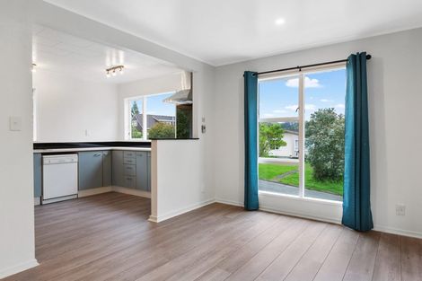 Photo of property in 39 Ayton Drive, Whitby, Porirua, 5024