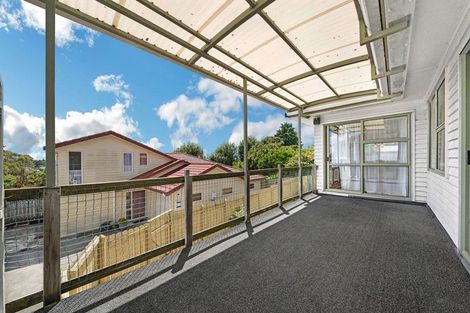 Photo of property in 1/261 Don Buck Road, Massey, Auckland, 0614