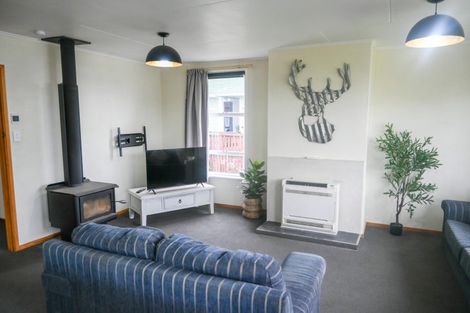 Photo of property in 121 Robertson Street, Gore, 9710