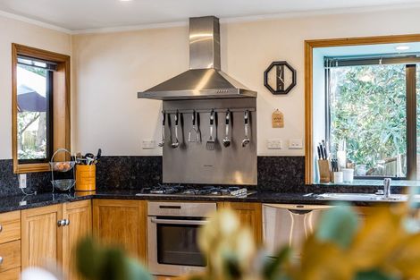 Photo of property in 2/54 Queens Grove, Hutt Central, Lower Hutt, 5010