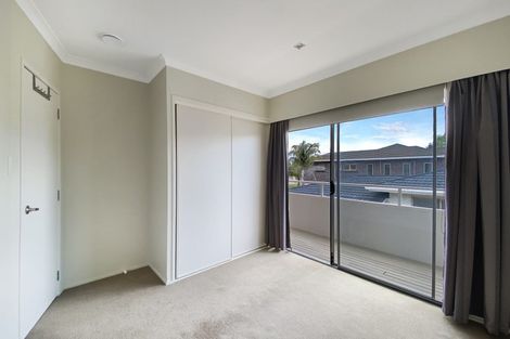Photo of property in 211 Royal Road, Massey, Auckland, 0614