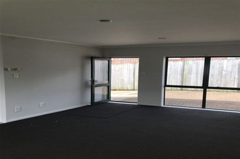 Photo of property in 24 Kirton Crescent, Manurewa, Auckland, 2102
