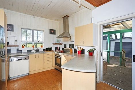 Photo of property in 387 Arrowville Road, Aka Aka, Waiuku, 2682