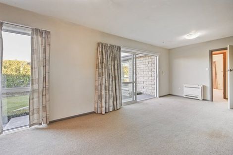 Photo of property in 8 Buckham Street, Rangiora, 7400