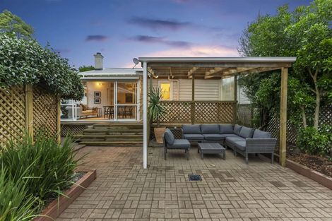 Photo of property in 56 Calgary Street, Mount Eden, Auckland, 1041