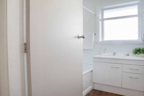 Photo of property in 6 Keri Place, Hei Hei, Christchurch, 8042