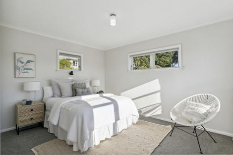 Photo of property in 3 Grenfell Drive, Karori, Wellington, 6012