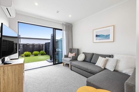 Photo of property in 42 Pennant Street, Long Bay, Auckland, 0630