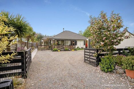 Photo of property in 4 Bluff Street, Coalgate, 7673