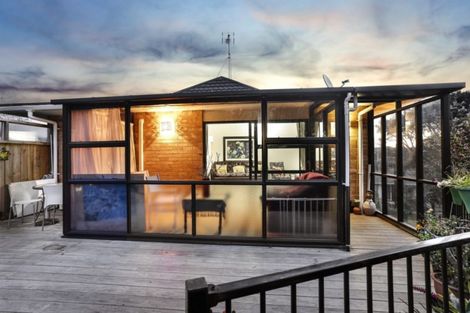 Photo of property in 97b Rosario Crescent, Red Beach, 0932