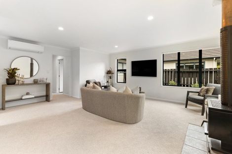 Photo of property in 37b Elm Tree Avenue, Frankton, Queenstown, 9300