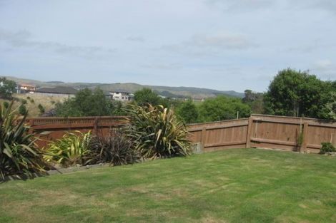 Photo of property in 12 Sycamore Crescent, Fitzherbert, Palmerston North, 4410