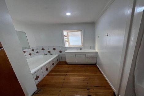 Photo of property in 33 Hendon Road, Fairview Downs, Hamilton, 3214