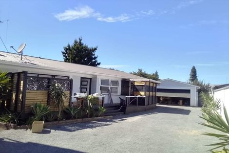 Photo of property in 15 Yvonne Street, Melville, Hamilton, 3206