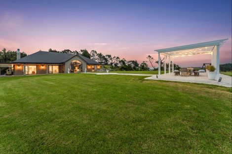 Photo of property in 140 Dill Road, Kaipara Flats, Warkworth, 0984