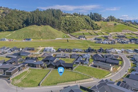 Photo of property in 24 Carex Rise, Cracroft, Christchurch, 8022