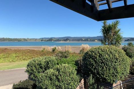 Photo of property in 24 Rangitukehu Street, Ohope, 3121