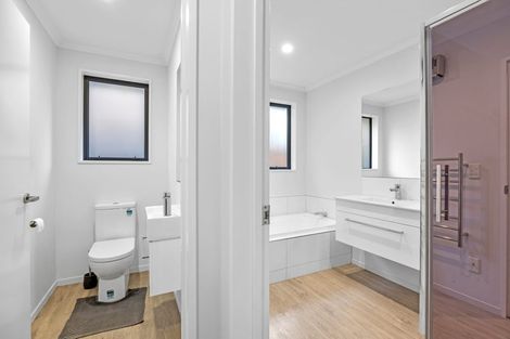 Photo of property in 30 Sholto Duncan Crescent, Halswell, Christchurch, 8025