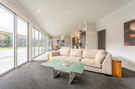 Photo of property in 2 Meadowstone Street, Gleniti, Timaru, 7910