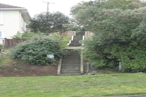 Photo of property in 195 Mungavin Avenue, Cannons Creek, Porirua, 5024