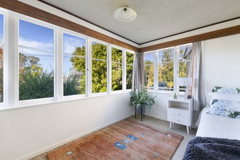 Photo of property in 50 Woodside Avenue, Northcote, Auckland, 0627