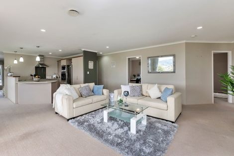 Photo of property in 14 Kensington Heights Rise, Kensington, Whangarei, 0112