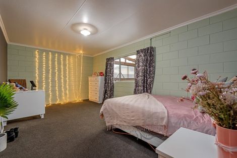 Photo of property in 9 John F Kennedy Drive, Milson, Palmerston North, 4414