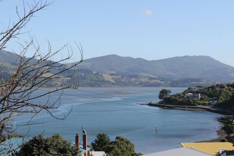 Photo of property in 1 Hellyer Street, Macandrew Bay, Dunedin, 9014