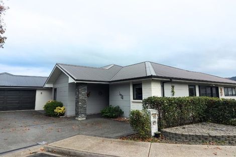 Photo of property in 10 Don Griffin Grove, Trentham, Upper Hutt, 5018