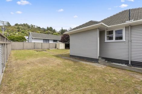 Photo of property in 308 George Street, Stokes Valley, Lower Hutt, 5019