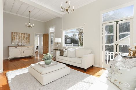 Photo of property in 60 Princes Street, Northcote Point, Auckland, 0627