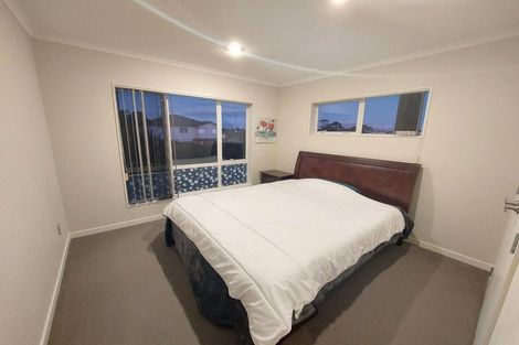 Photo of property in 6 Hilton Close, Fairview Heights, Auckland, 0632