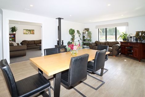 Photo of property in 13 Madison Street, Carterton, 5713